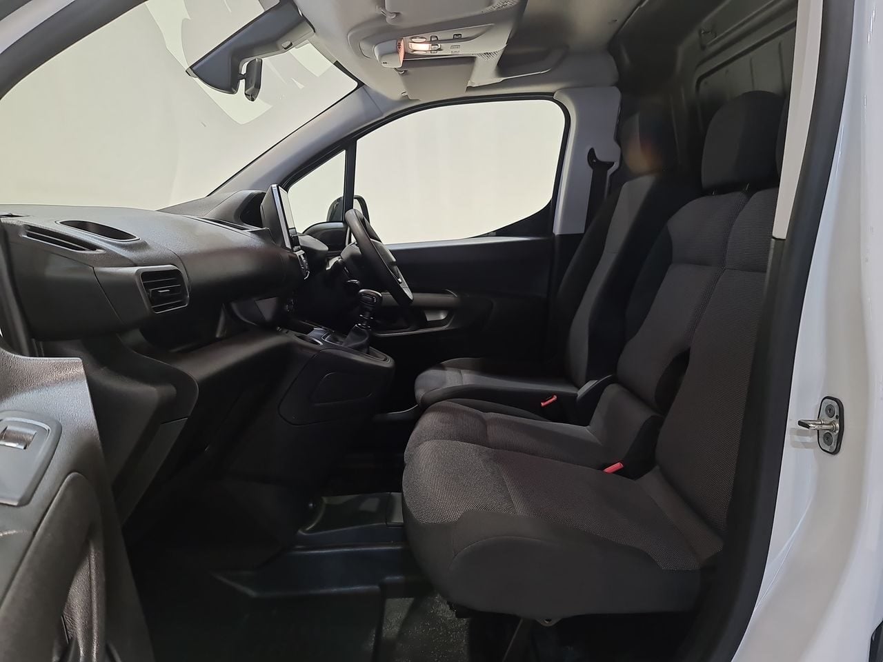 Used Peugeot Partner 2022 for sale - 77905680: Photo 7