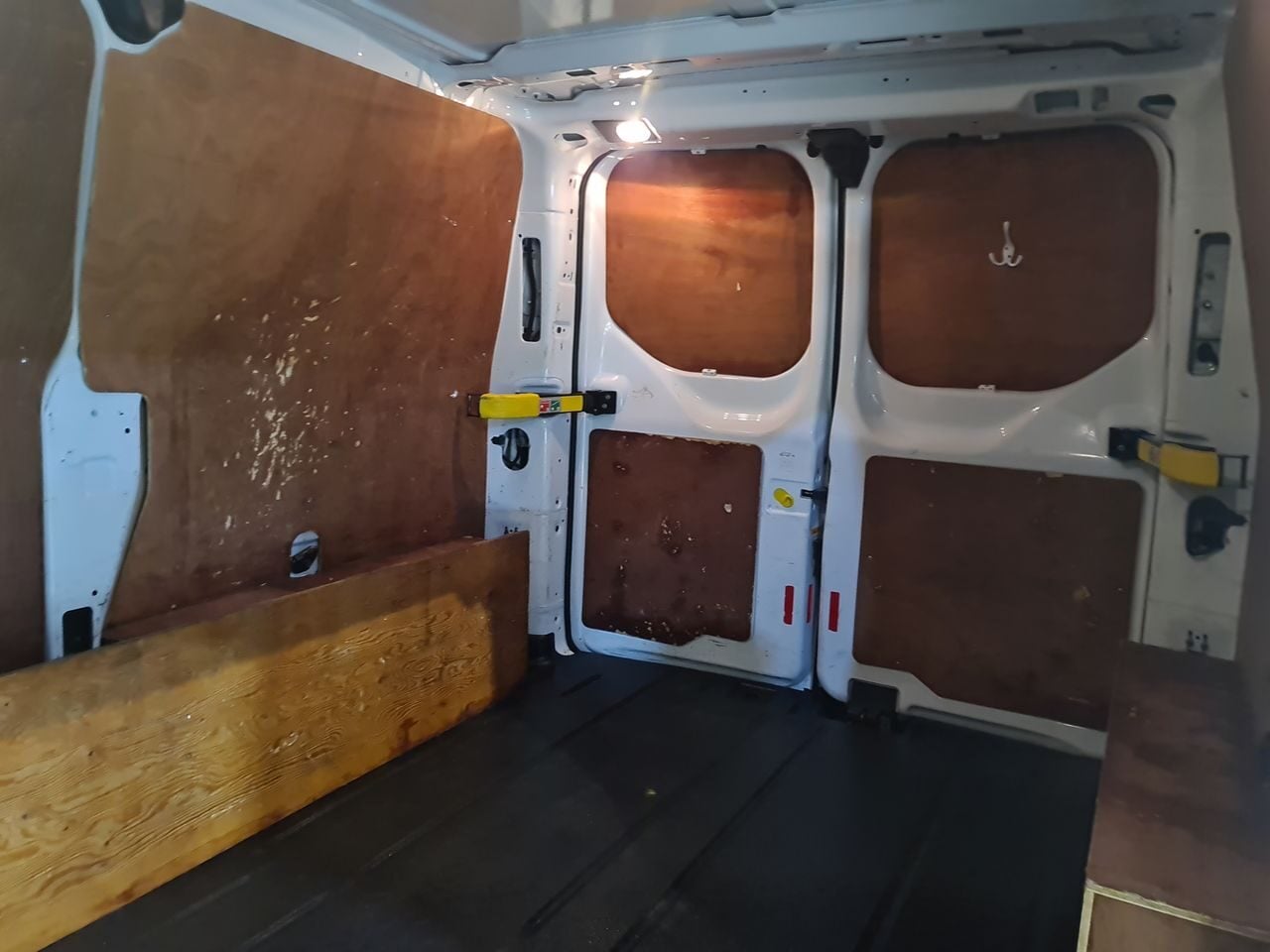 Used Ford Transit Custom 2019 for sale - 76877500: Photo 9