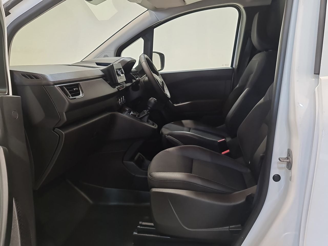 Used Renault Kangoo 2023 for sale - 78190777: Photo 7