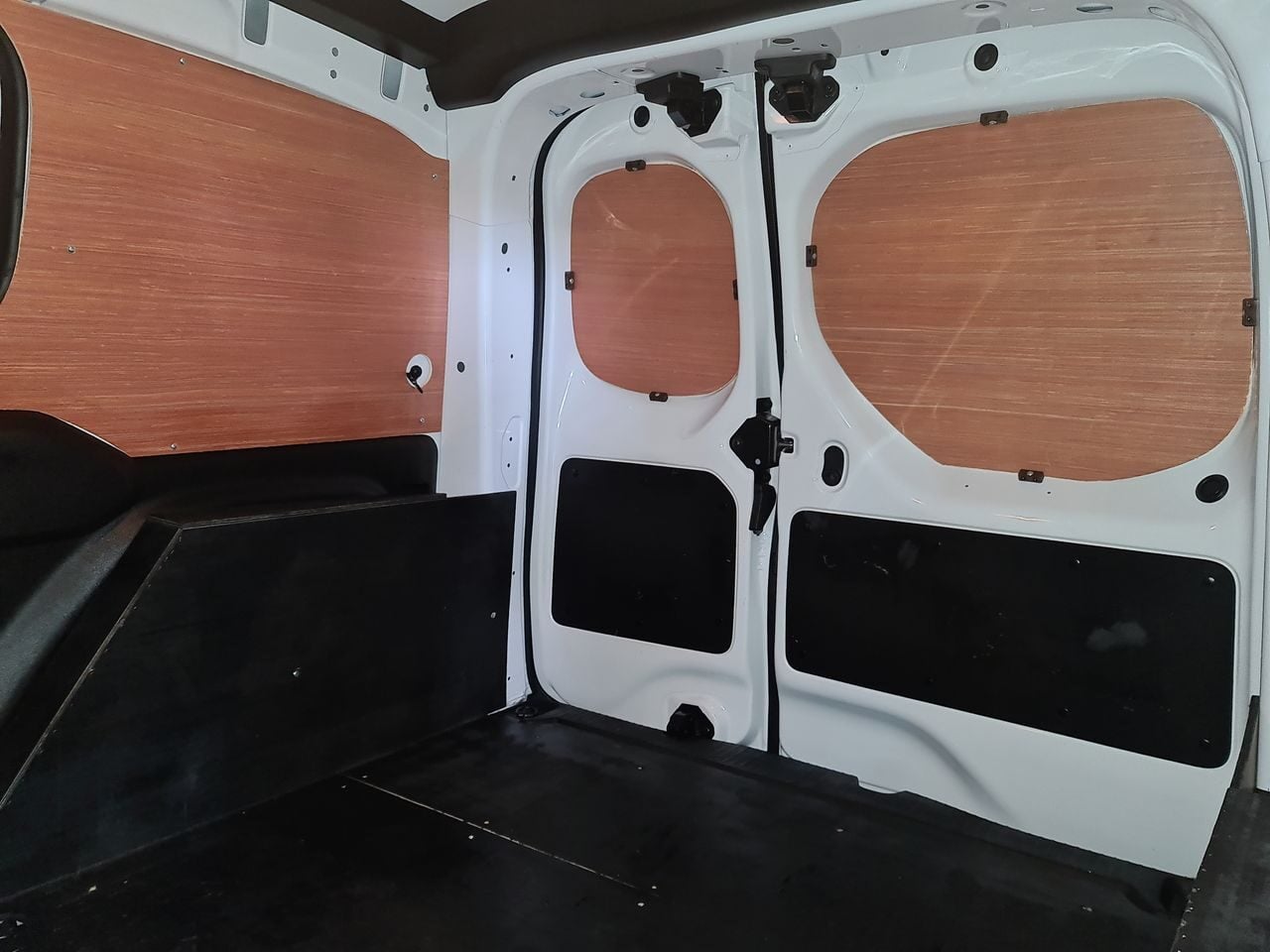 Used Renault Kangoo 2023 for sale - 78190777: Photo 8