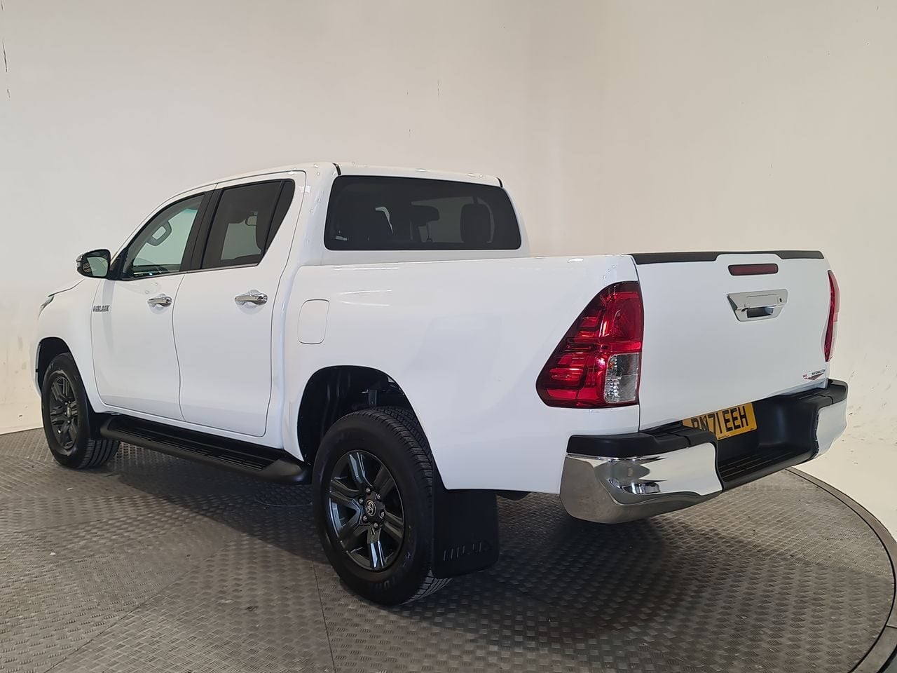 Used Toyota Hilux 2021 for sale - 77952128: Photo 10