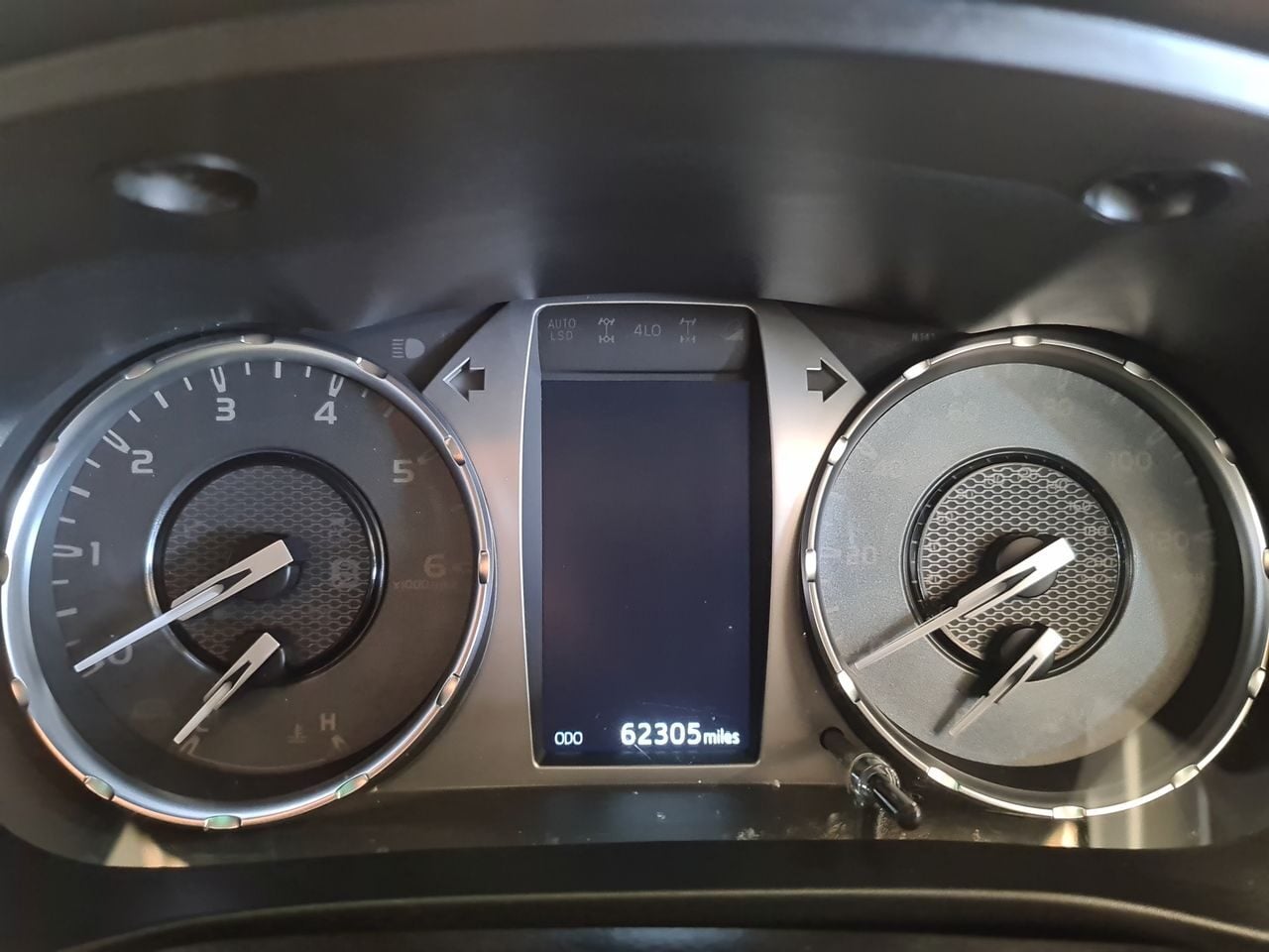 Used Toyota Hilux 2021 for sale - 77952128: Photo 26