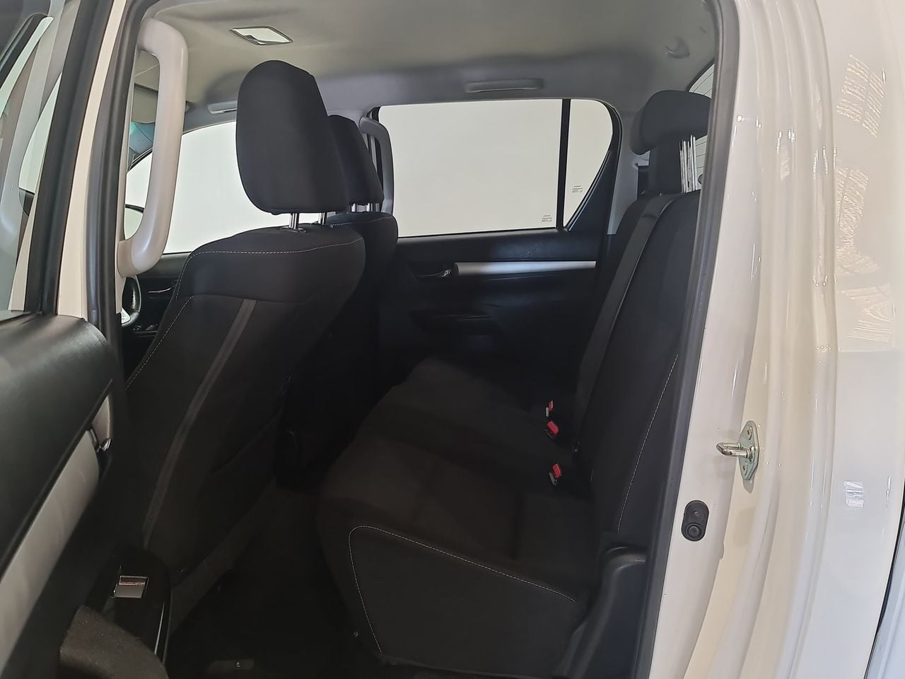 Used Toyota Hilux 2021 for sale - 77952128: Photo 8