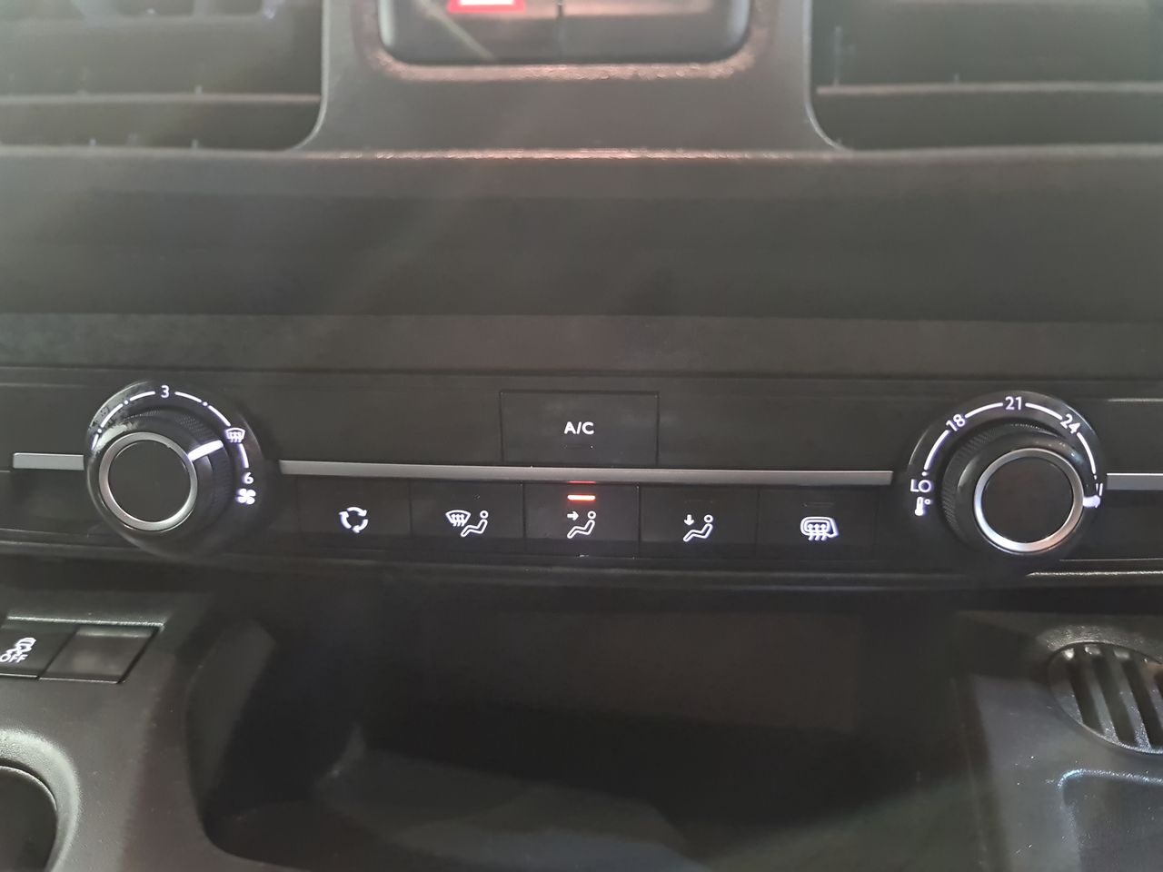 Used Vauxhall Combo 2021 for sale - 76819809: Photo 22