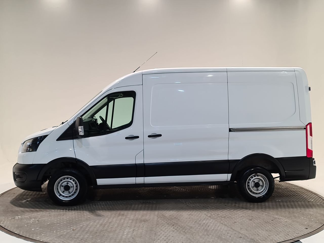 Used Ford Transit 2023 for sale - 76819796: Photo 5