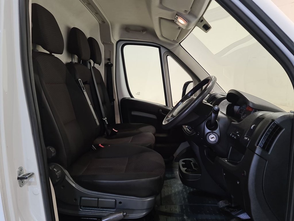 Used Vauxhall Movano 2022 for sale - 76389904: Photo 3