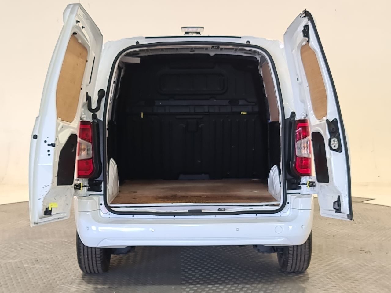 Used Vauxhall Combo 2020 for sale - 77997094: Photo 13