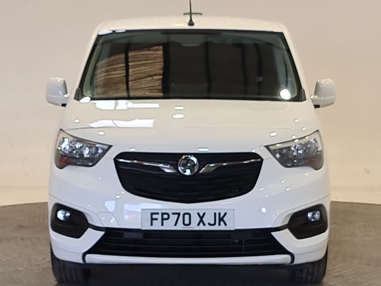 Used Vauxhall Combo 2020 for sale - 77997094: Photo 3