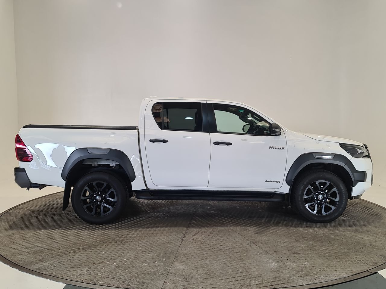 Used Toyota Hilux 2022 for sale - 77323525: Photo 18