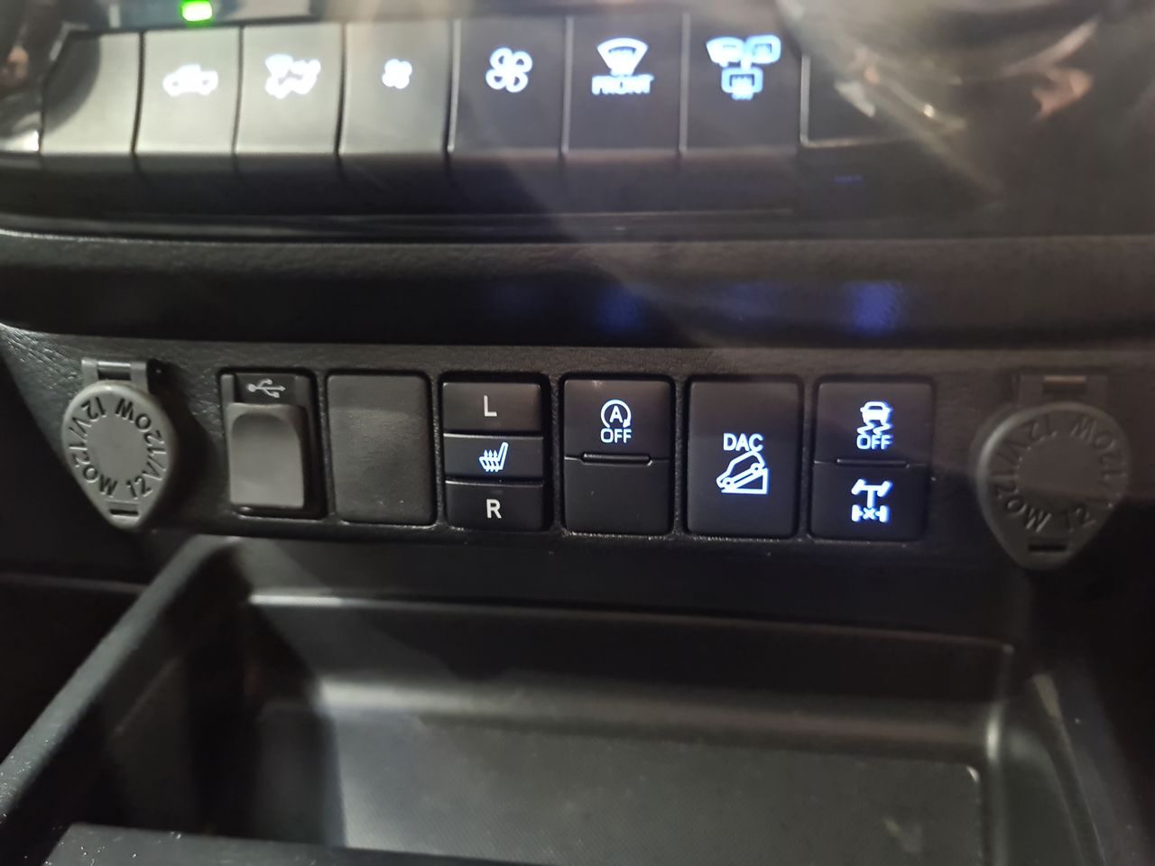 Used Toyota Hilux 2022 for sale - 77323525: Photo 35