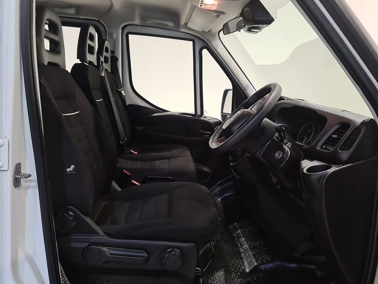 Used Iveco Daily 2023 for sale - 77608056: Photo 18