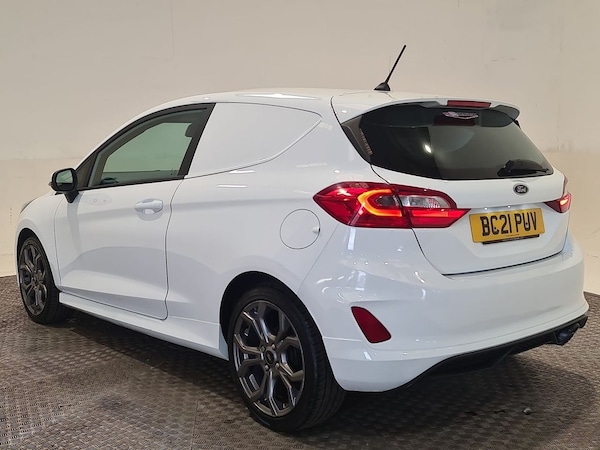 Used Ford Fiesta Van 2021 for sale - 75619207: Photo 4