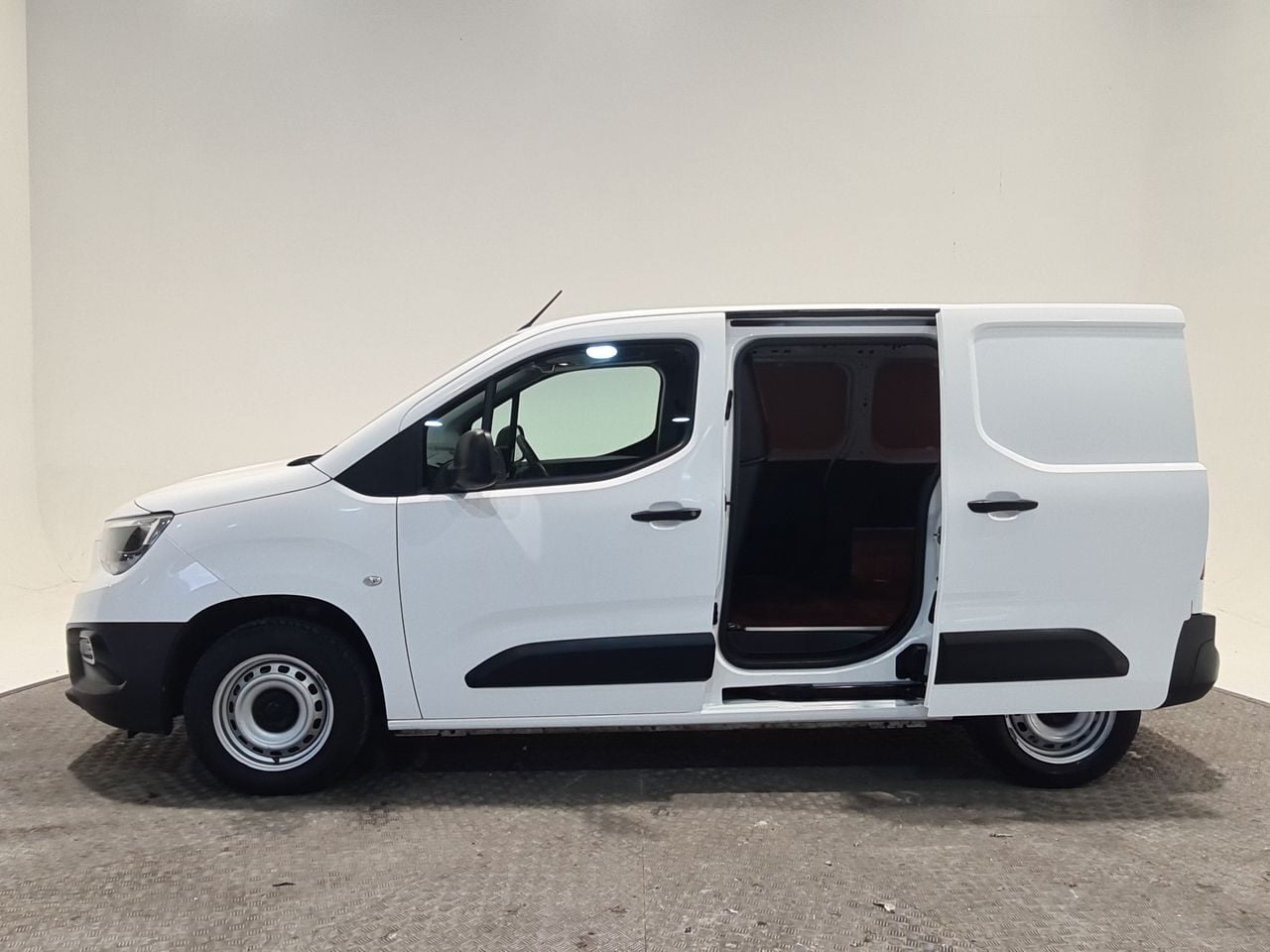 Used Vauxhall Combo 2021 for sale - 77617939: Photo 9