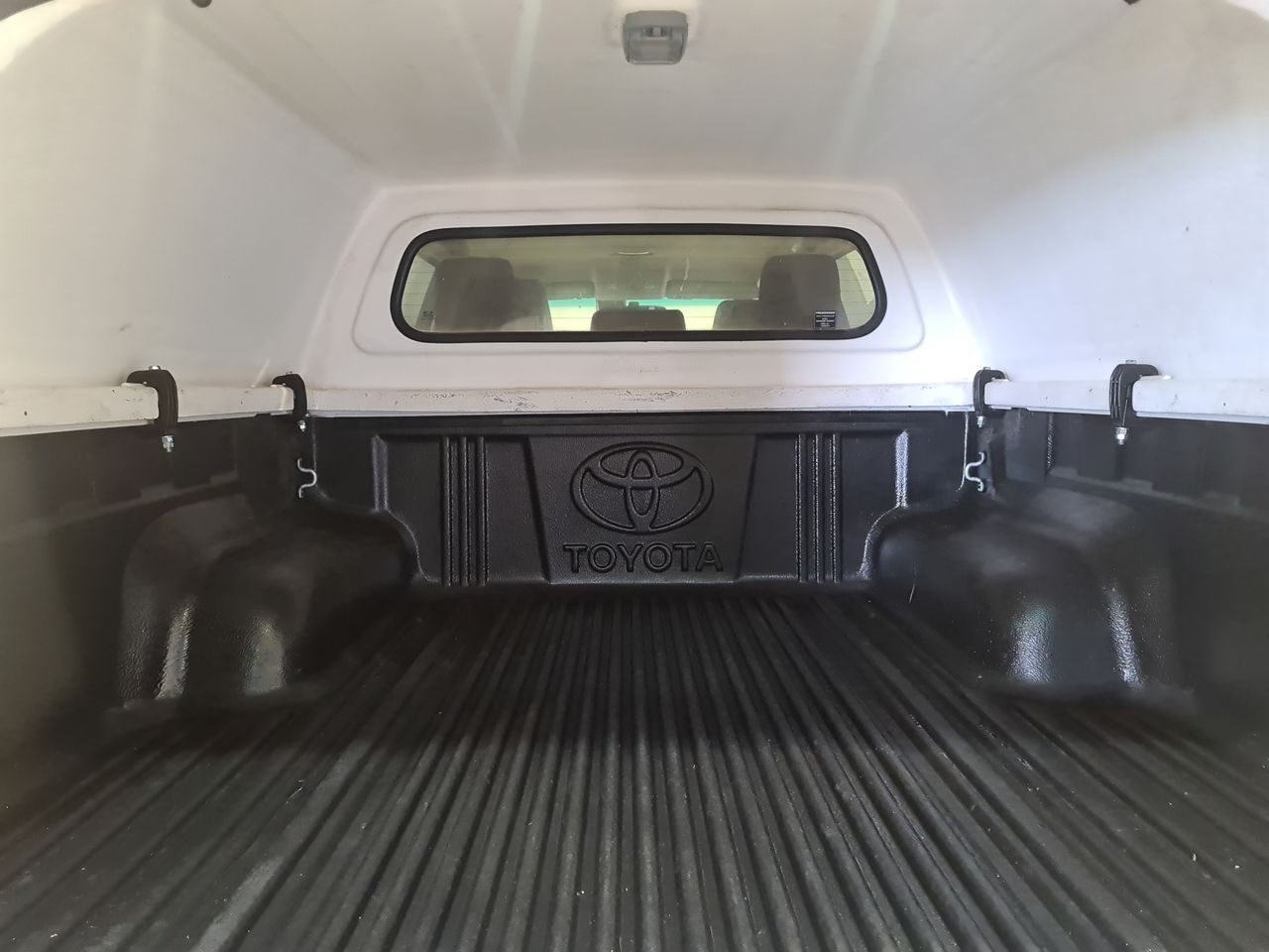 Used Toyota Hilux 2022 for sale - 76895893: Photo 12