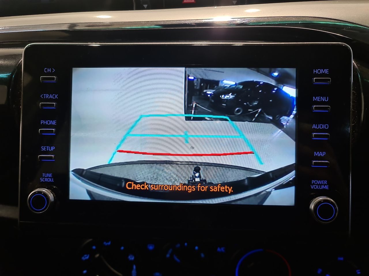 Used Toyota Hilux 2022 for sale - 76895893: Photo 32