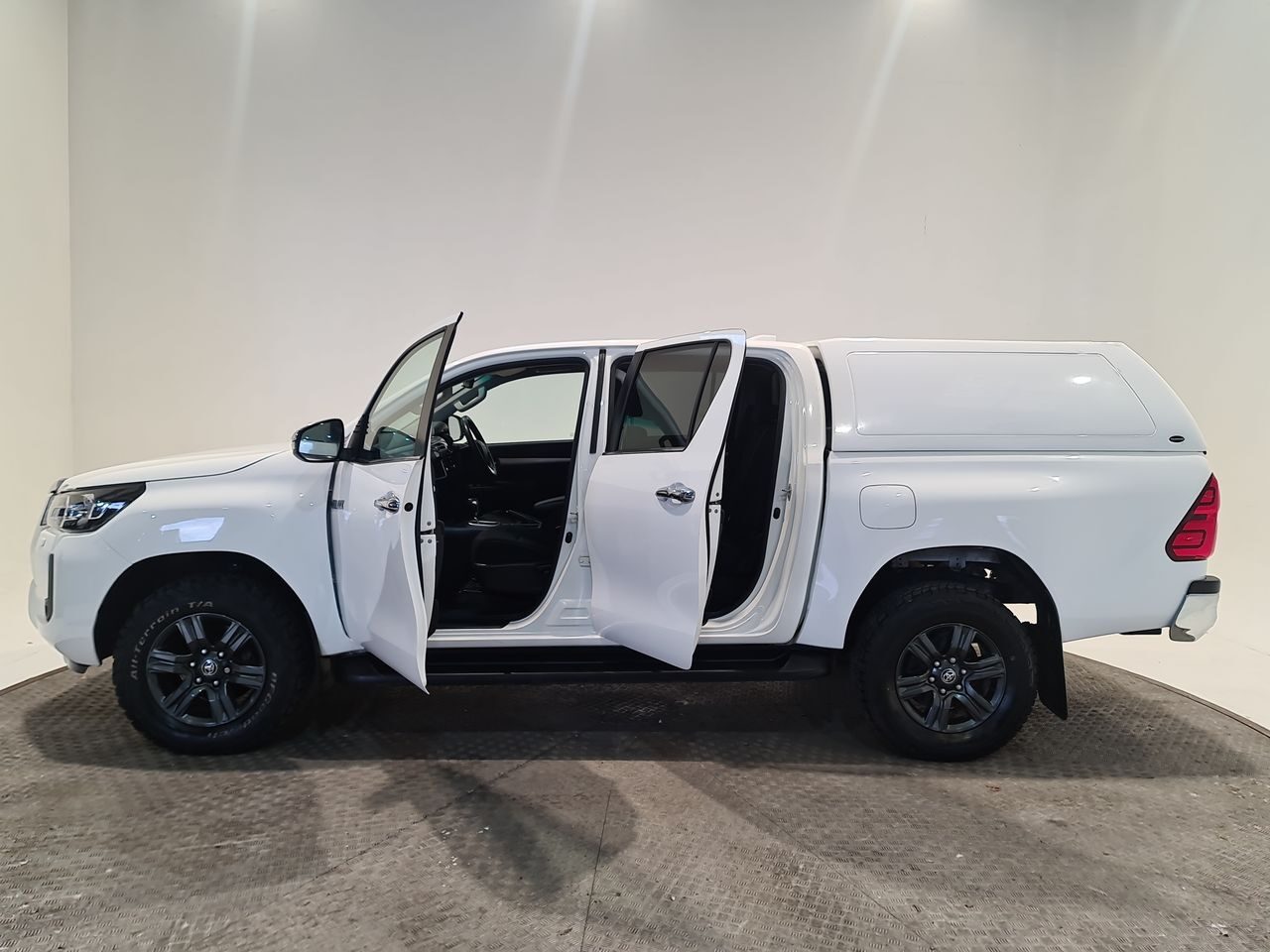 Used Toyota Hilux 2022 for sale - 76895893: Photo 9