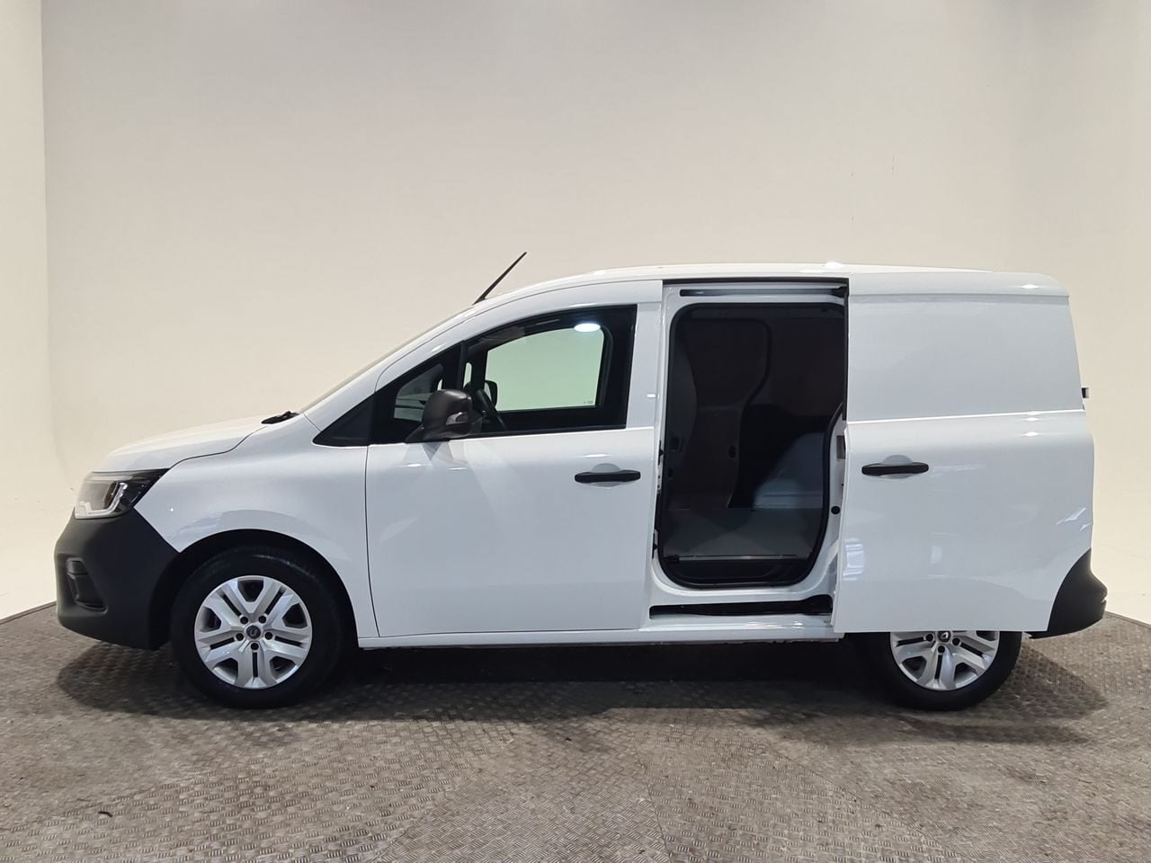 Used Renault Kangoo 2022 for sale - 77223178: Photo 9