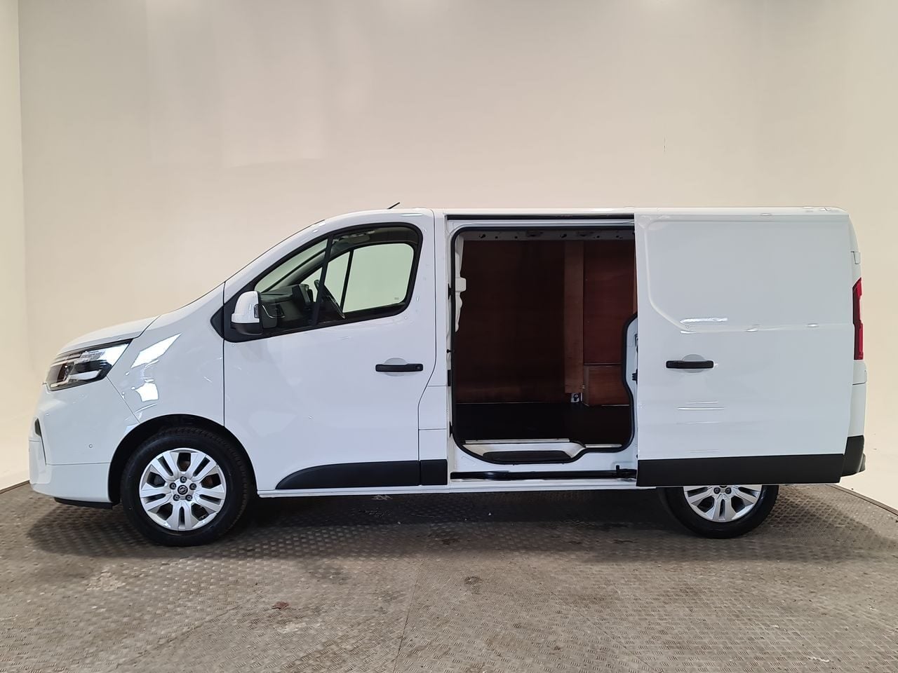 Used Nissan Primastar 2024 for sale - 76819813: Photo 10