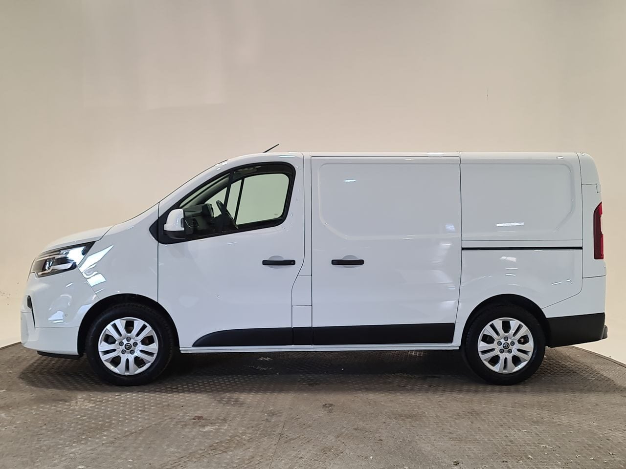 Used Nissan Primastar 2024 for sale - 76819813: Photo 6