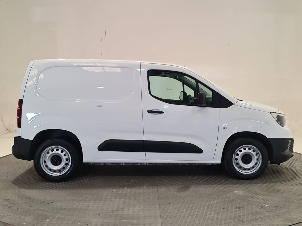 Used Vauxhall Combo 2021 for sale - 78027296: Photo 16