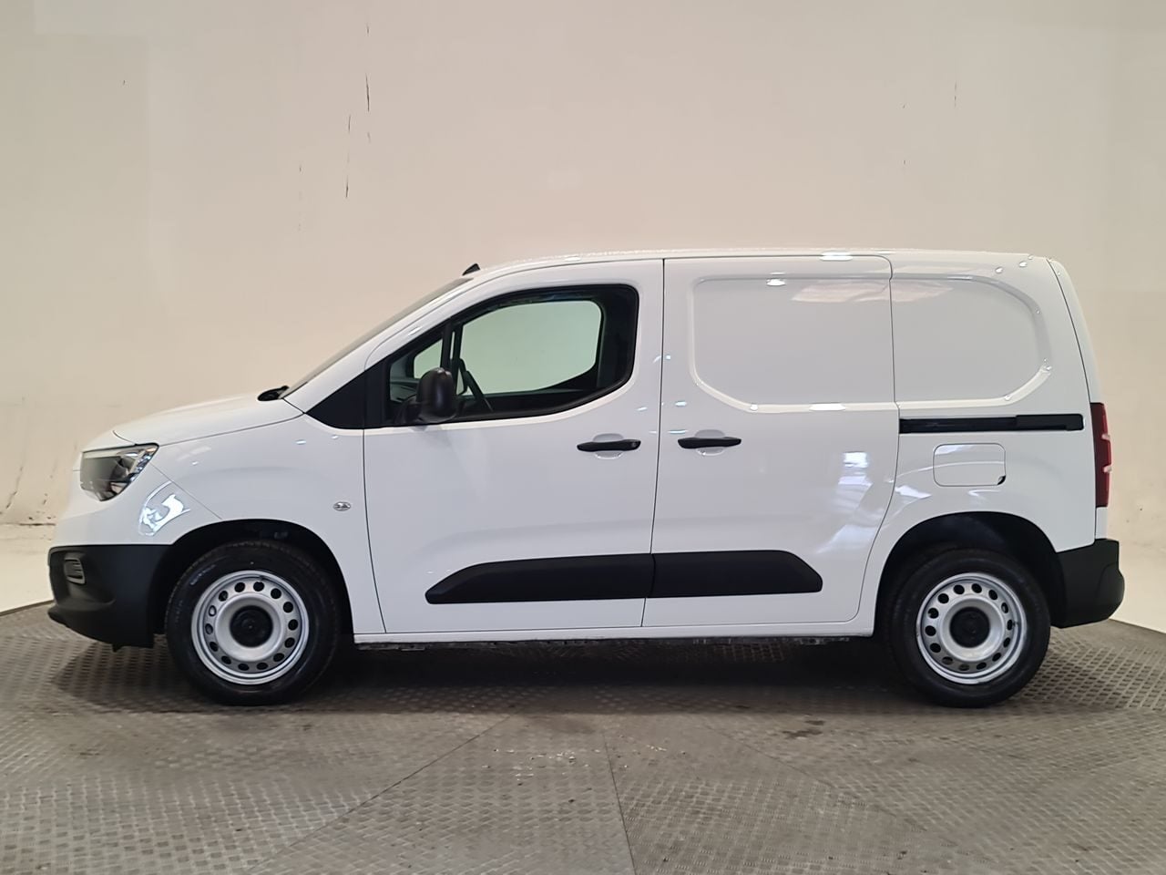 Used Vauxhall Combo 2021 for sale - 78027296: Photo 5