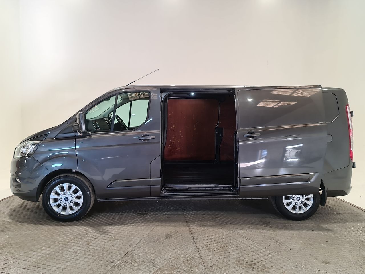 Used Ford Transit Custom 2022 for sale - 76653820: Photo 10