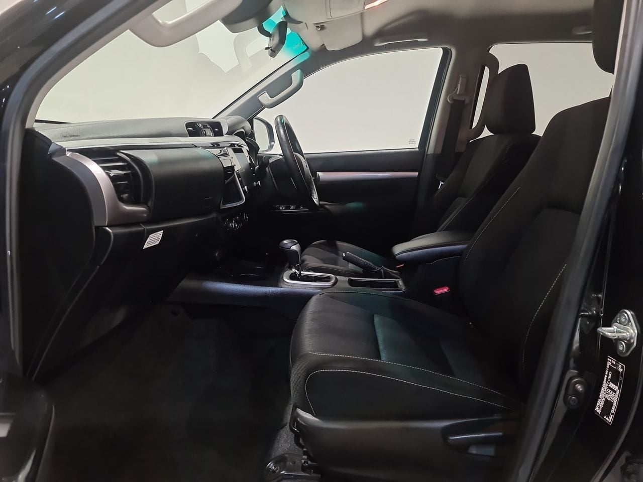 Used Toyota Hilux 2021 for sale - 76919864: Photo 7