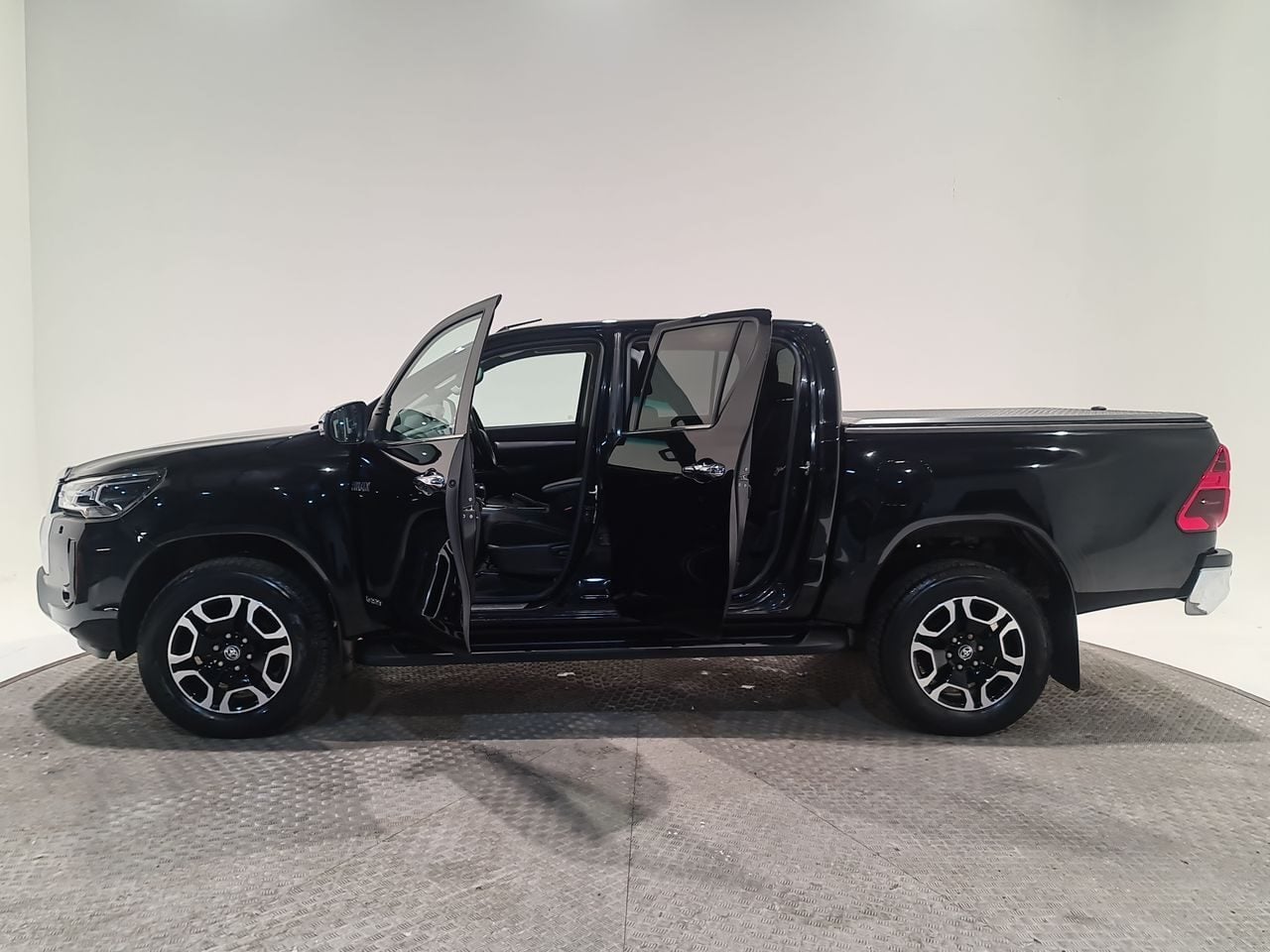 Used Toyota Hilux 2021 for sale - 76919864: Photo 9