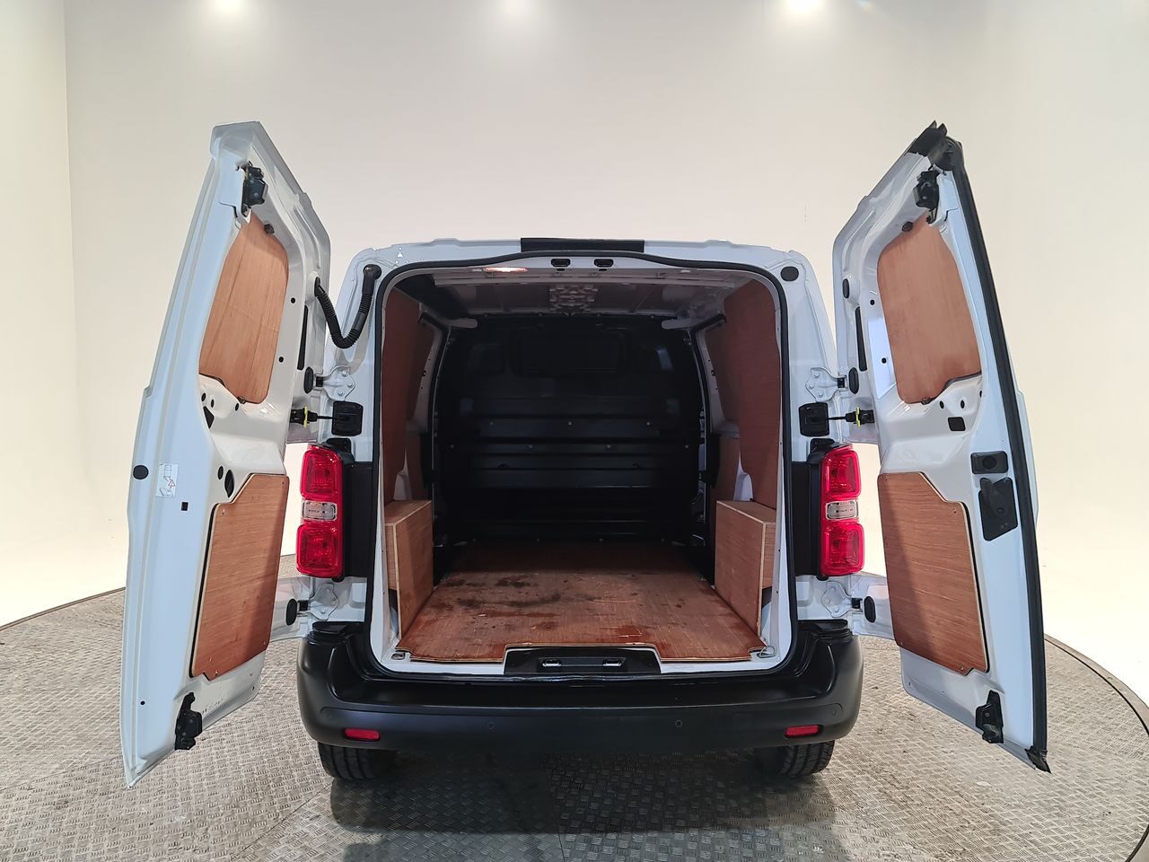 Used Peugeot Expert 2023 for sale - 76577152: Photo 13