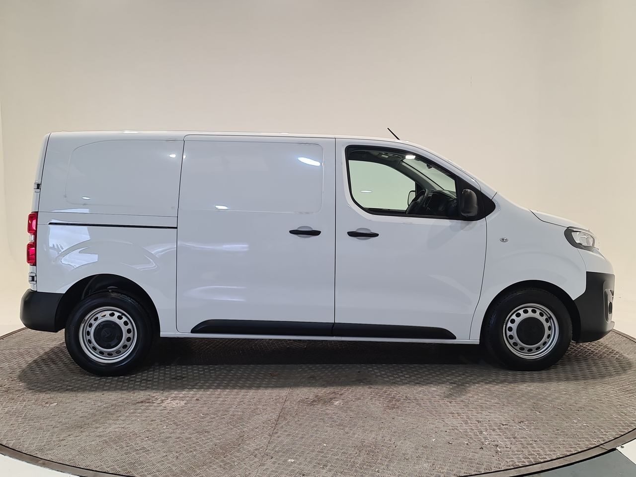 Used Peugeot Expert 2023 for sale - 76577152: Photo 16