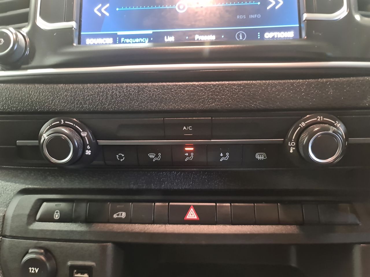 Used Peugeot Expert 2023 for sale - 76577152: Photo 24