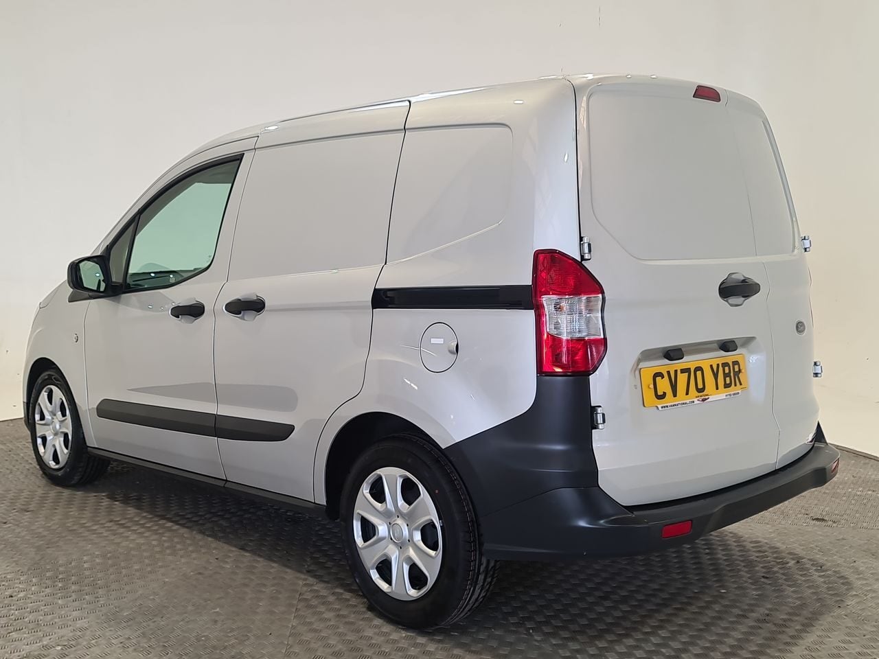 Used Ford Transit Courier 2020 for sale - 77790299: Photo 10