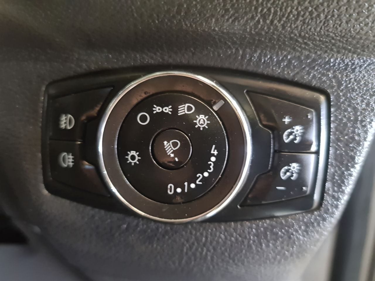 Used Ford Transit Courier 2020 for sale - 77790299: Photo 18