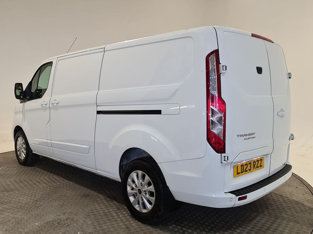 Used Ford Transit Custom 2023 for sale - 77687433: Photo 11