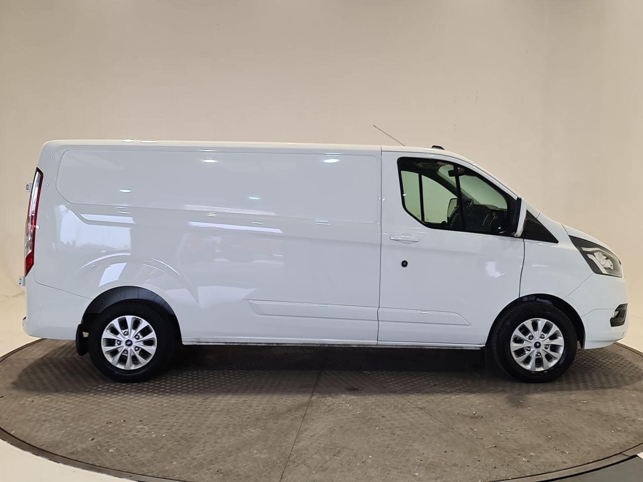 Used Ford Transit Custom 2023 for sale - 77687433: Photo 18
