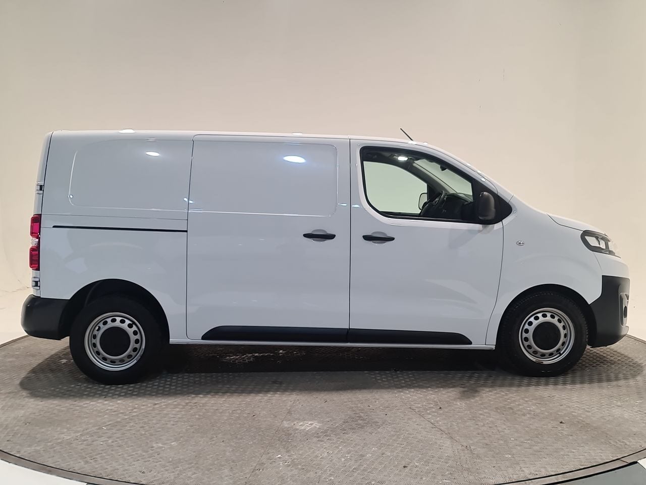 Used Citroen Dispatch 2023 for sale - 77662032: Photo 16