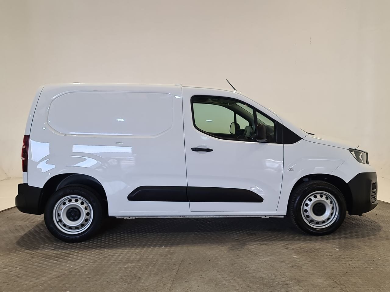 Used Peugeot Partner 2023 for sale - 77729182: Photo 16