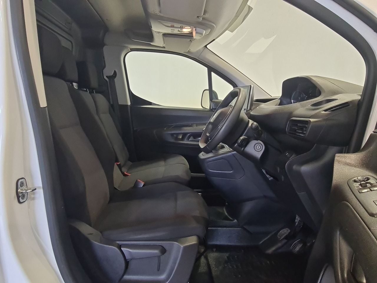 Used Peugeot Partner 2023 for sale - 77729182: Photo 17