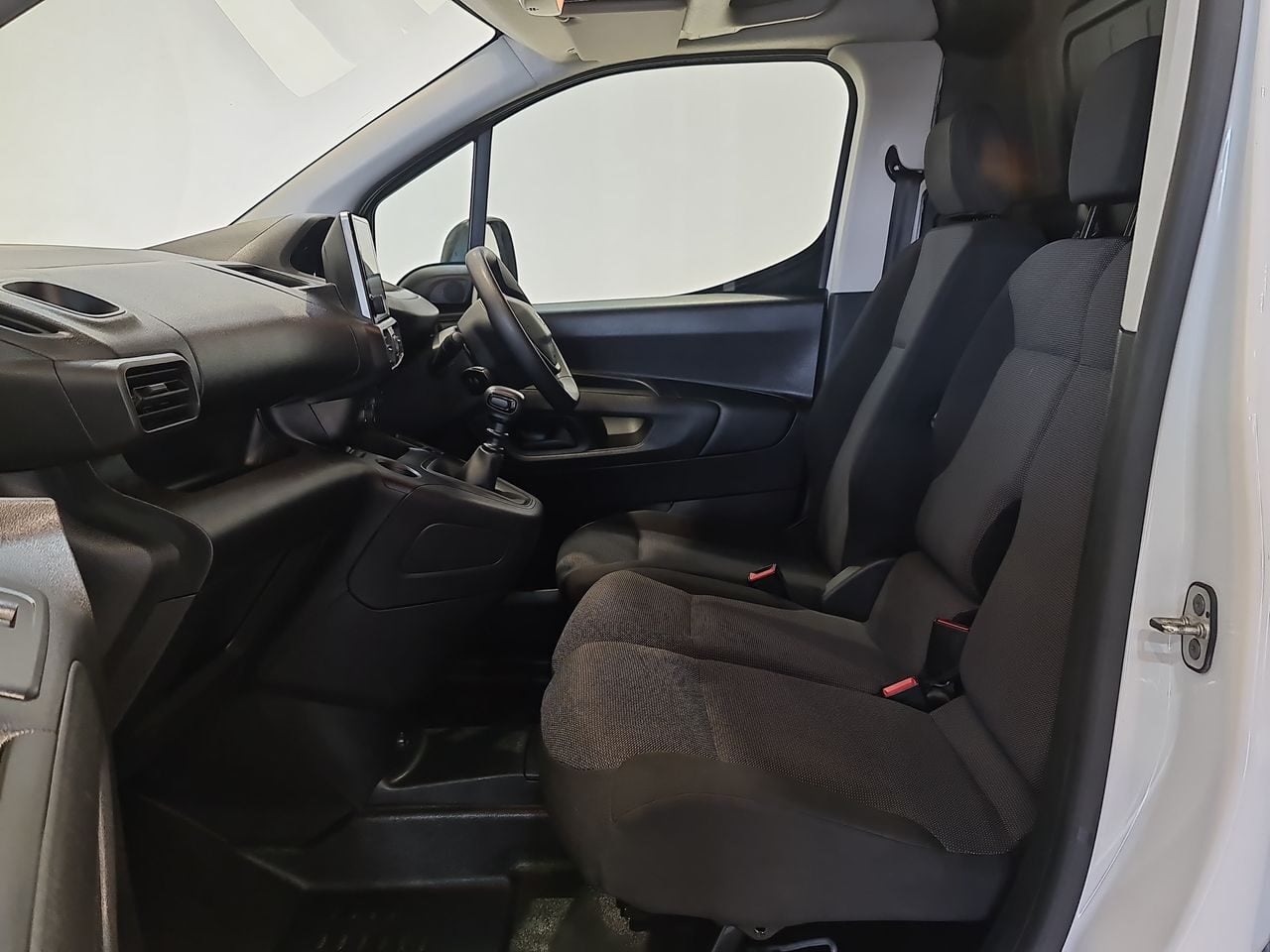 Used Peugeot Partner 2023 for sale - 77729182: Photo 7