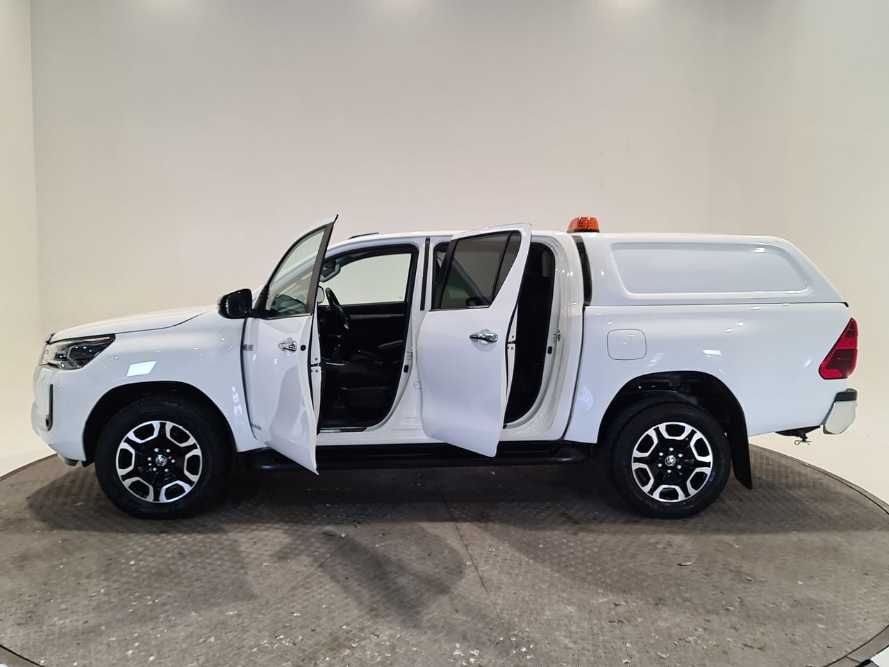 Used Toyota Hilux 2021 for sale - 77555963: Photo 10