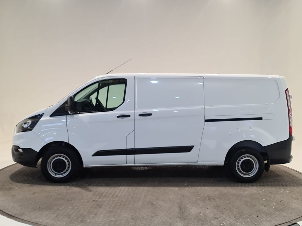 Used Ford Transit Custom 2022 for sale - 77463030: Photo 6