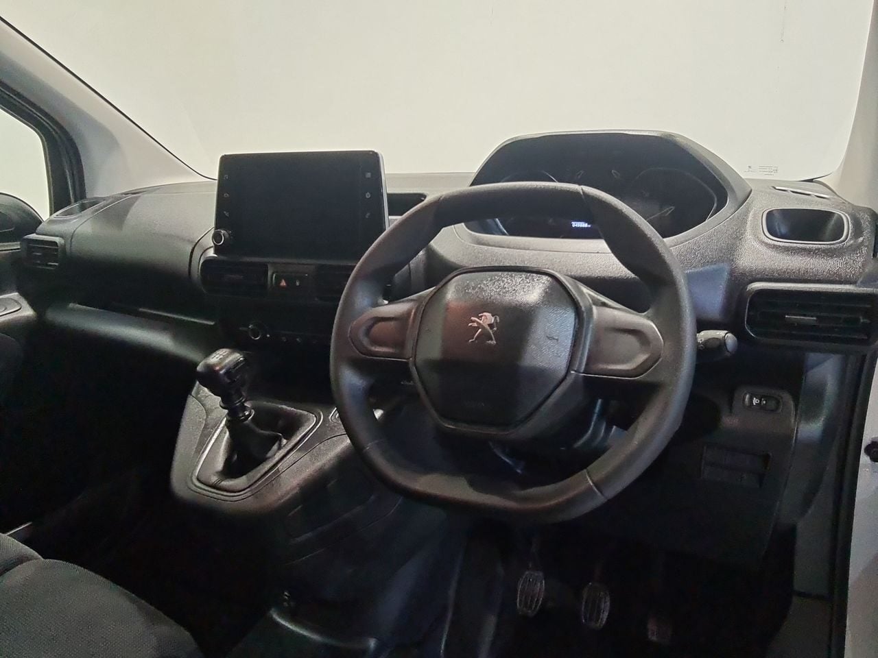 Used Peugeot Partner 2023 for sale - 77687454: Photo 18