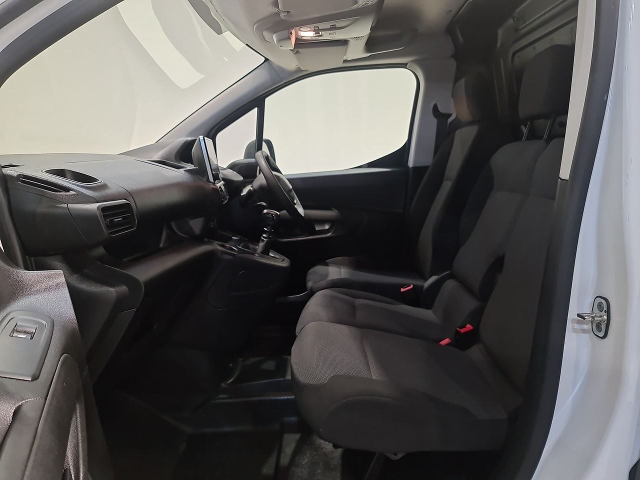 Used Peugeot Partner 2023 for sale - 77687454: Photo 7