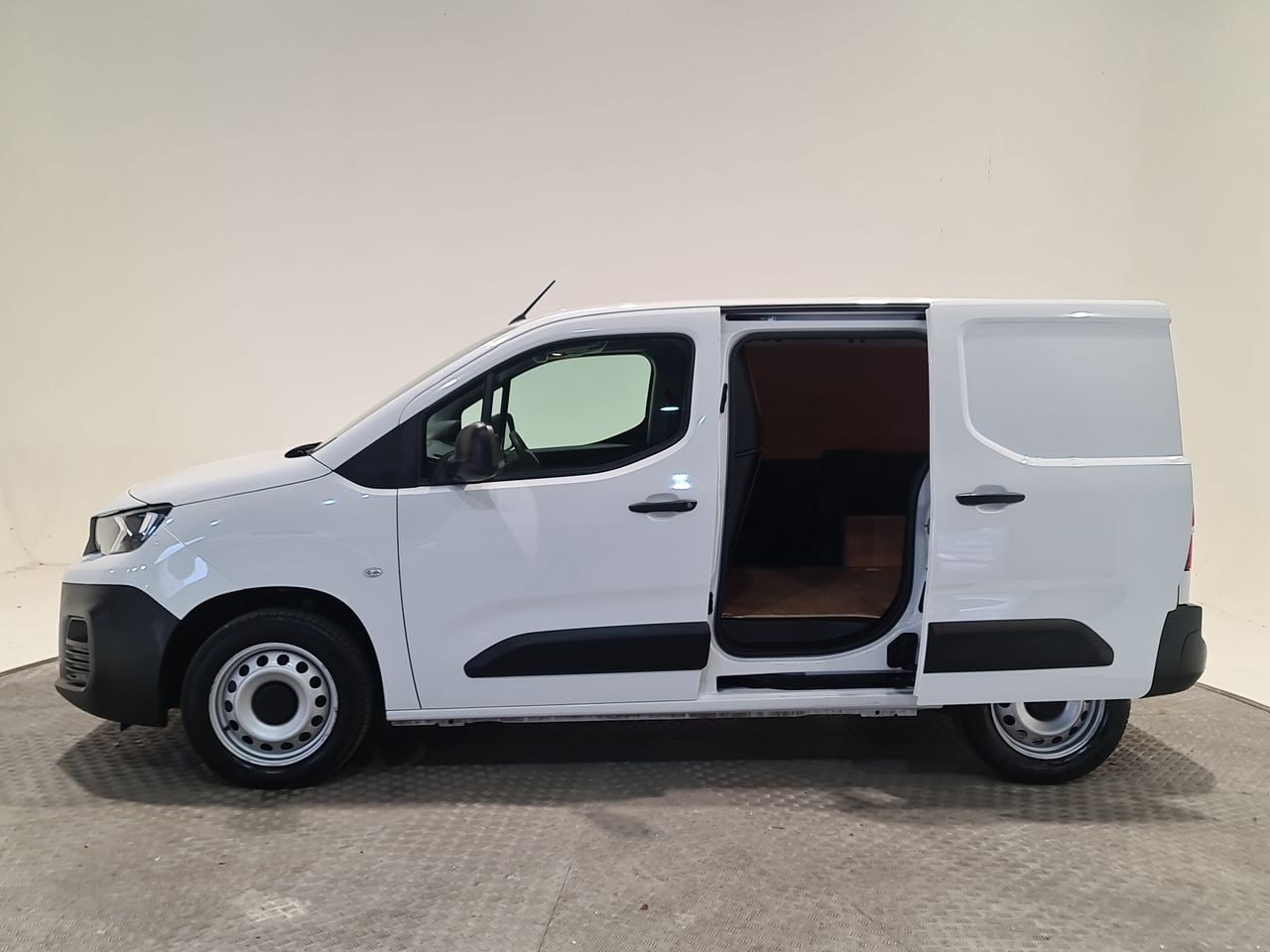 Used Peugeot Partner 2023 for sale - 77687454: Photo 9