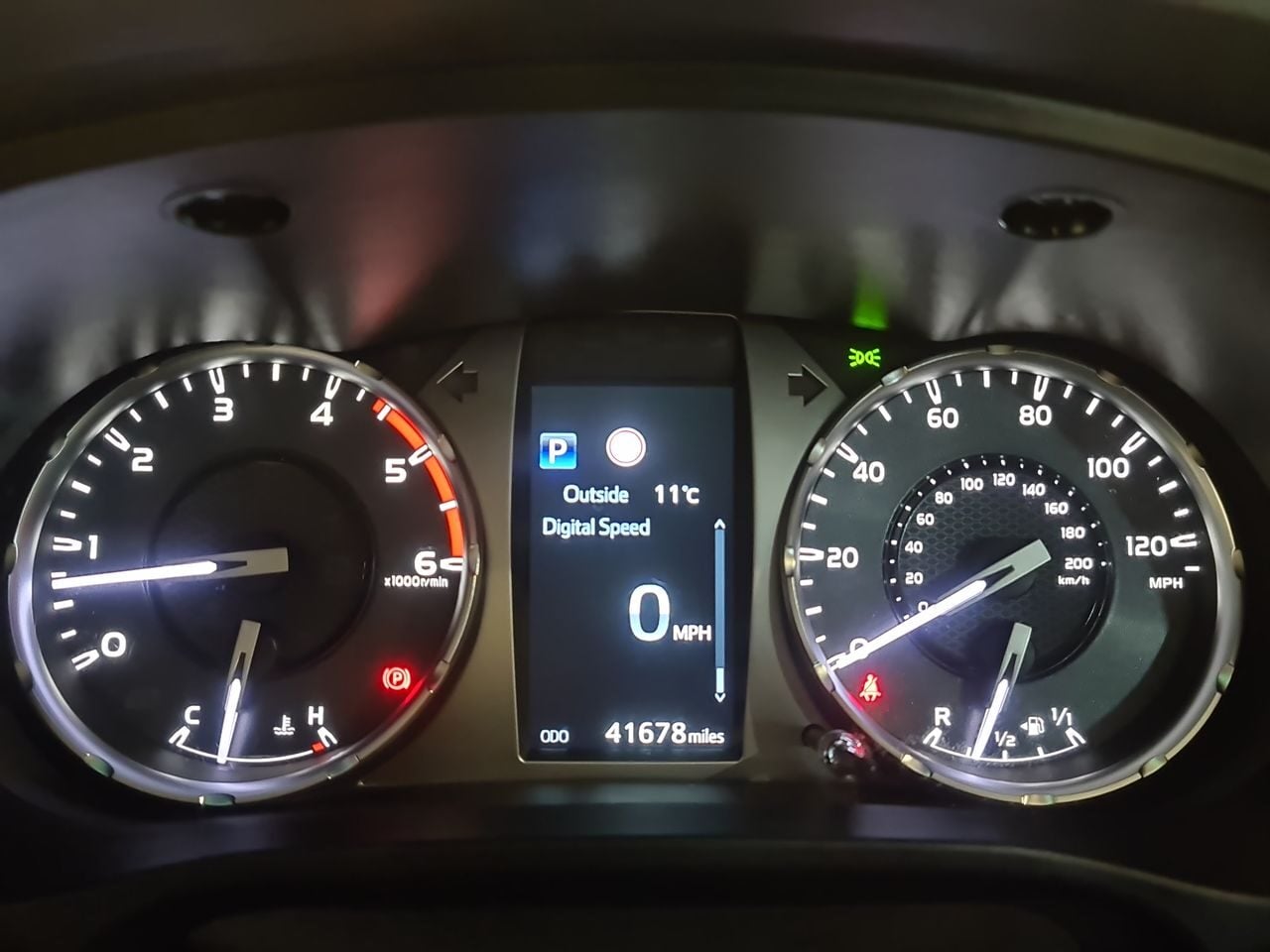 Used Toyota Hilux 2021 for sale - 77447662: Photo 27