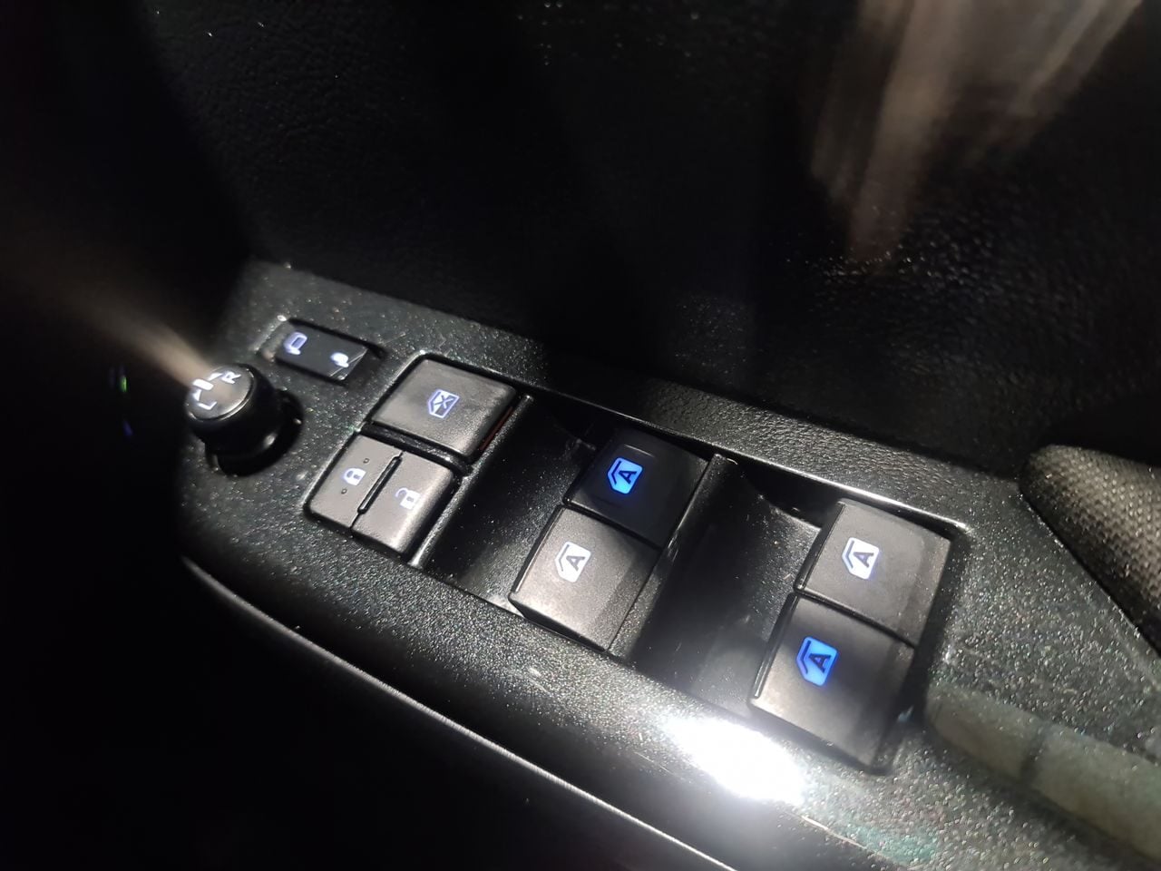 Used Toyota Hilux 2021 for sale - 77447662: Photo 28