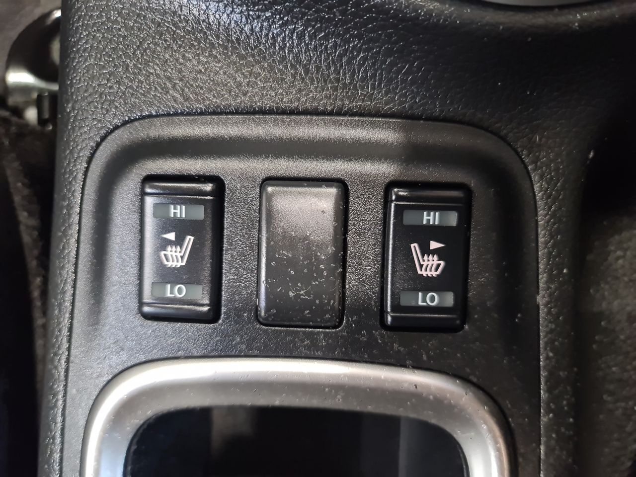 Used Nissan Navara 2021 for sale - 76653907: Photo 34