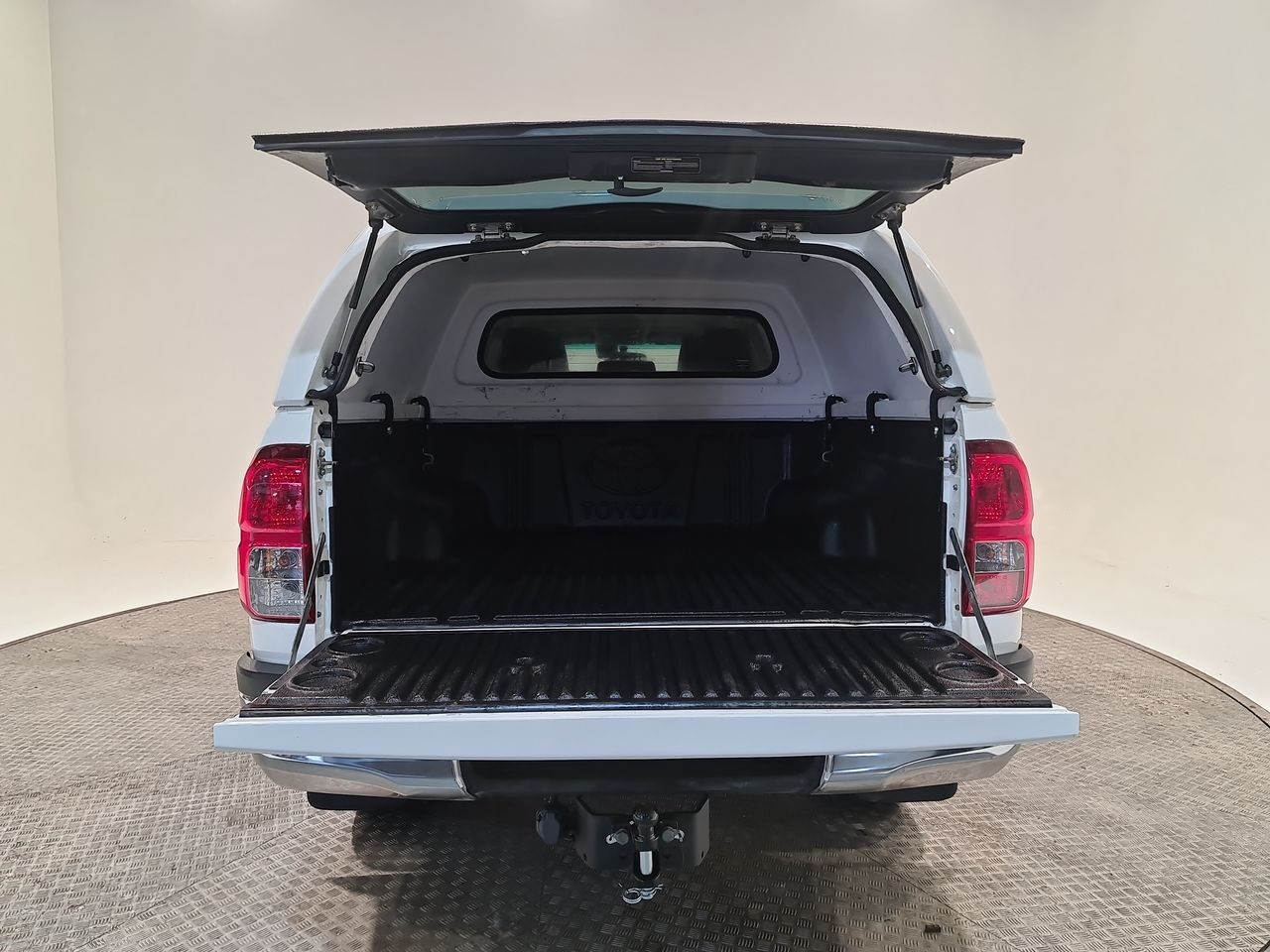 Used Toyota Hilux 2022 for sale - 76637336: Photo 13