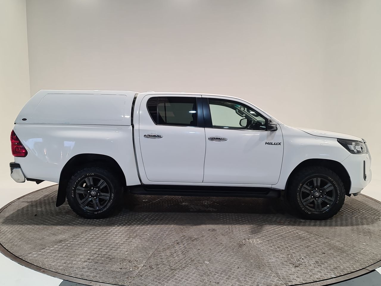 Used Toyota Hilux 2022 for sale - 76637336: Photo 16