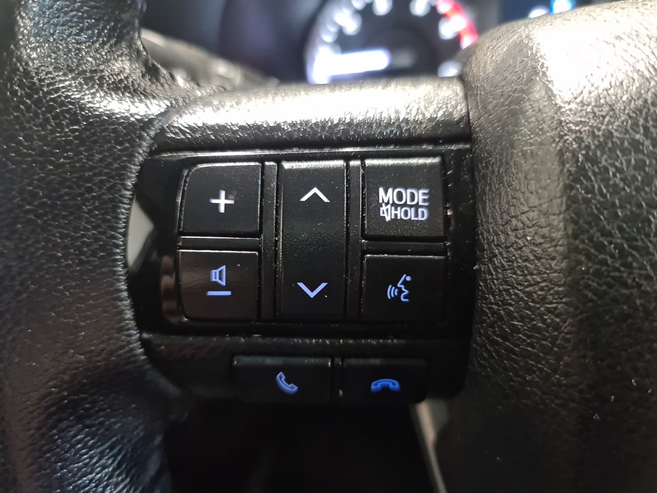 Used Toyota Hilux 2022 for sale - 76637336: Photo 28